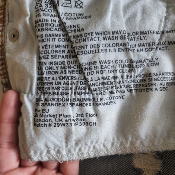 BDG mid rise 5 pocket Alexa shortie shorts size 25 - Picture 4 of 5